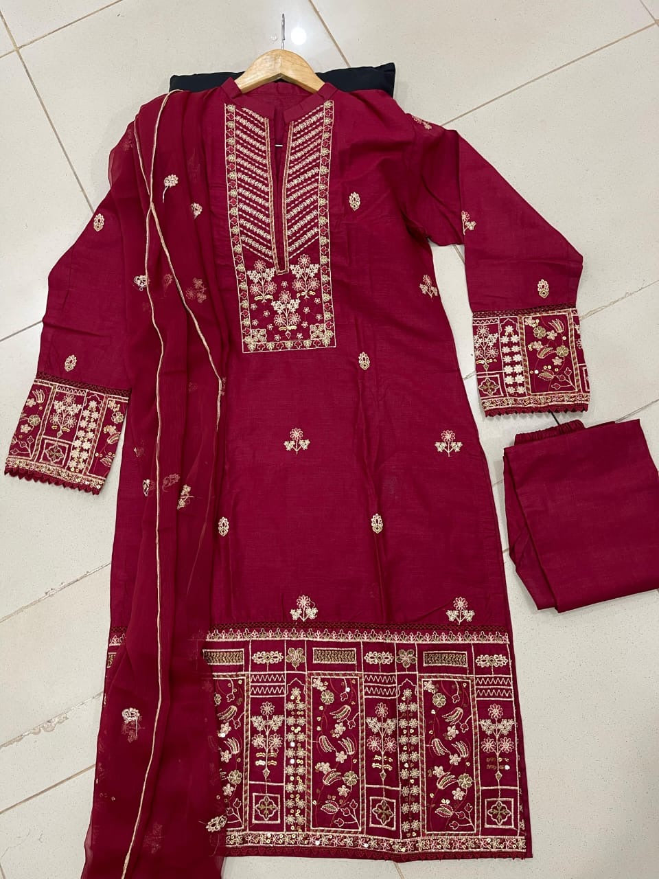 Heavy Embroded 3Pcs By Maheen Closet