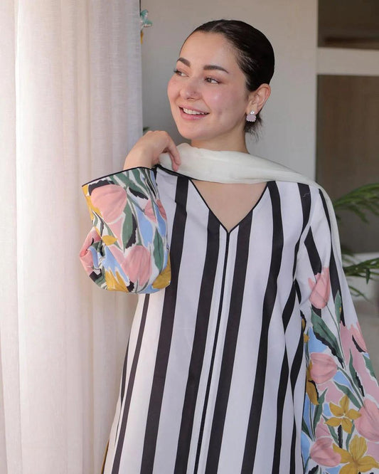 Hania Amir Printed Three Peice Doria Lawn