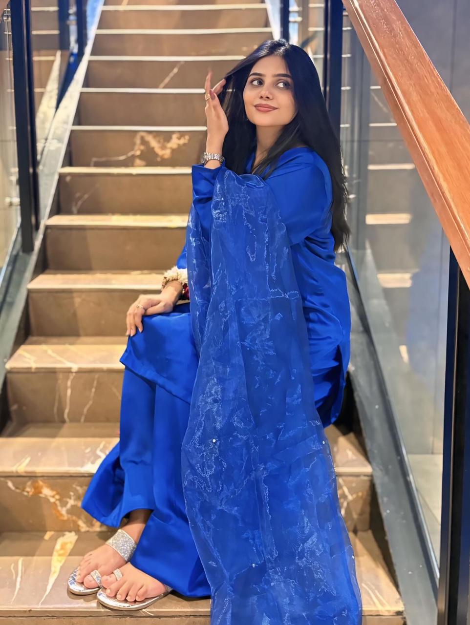 Silk Trendy Farshi Shalwar By Maheen Closet ❤️