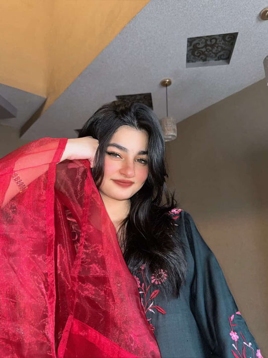 New Embroided Dress Three Peice ❤️